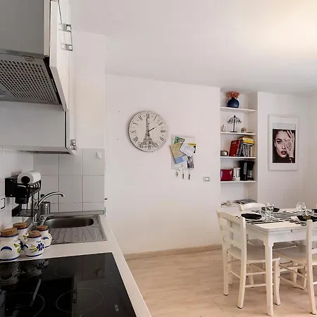 Apartment La Casa Di Iris Con Posto Auto